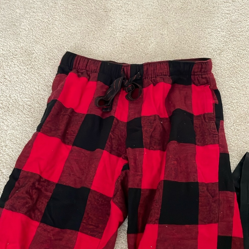 old navy red plaid pajama pants